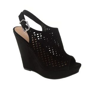 Chinese Laundry black wedge shoe size 7.5